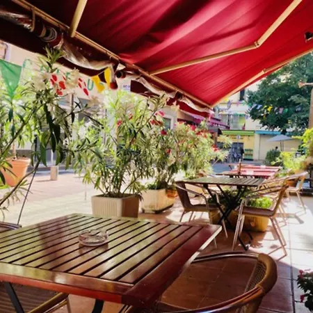 Hotel La Tour 3*