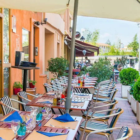 Szálloda La Tour Nizza